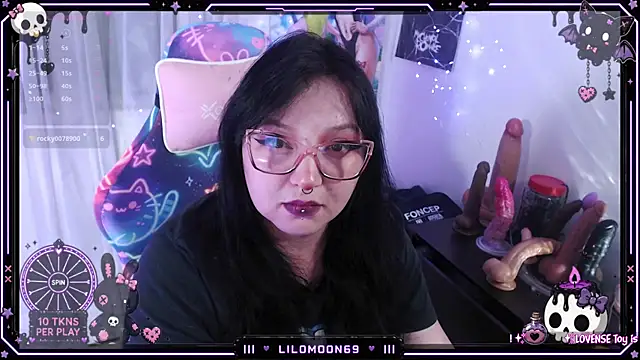 צ'אט XXX בשידור חי של LiloMoon69