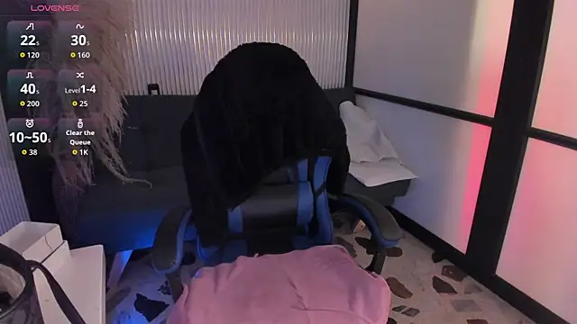 Chatroom XXX en direct de LunaBaker-1
