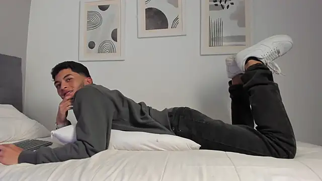 Tylerffoxx 라이브 XXX 채팅