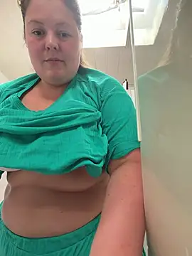 BootyLola Live XXX-chat
