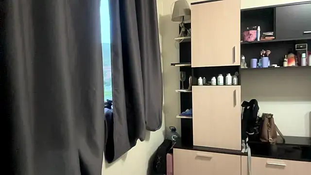 AquilineOrites Chat XXX live