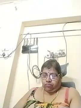 bigbum68's Live XXX Chat