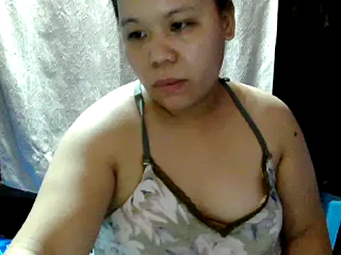Chat +18 de hotcastlexxx ao vivo