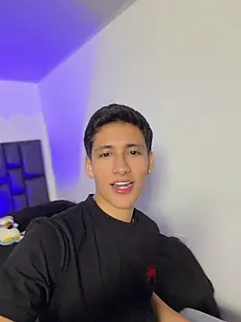 SantiLux_'s Live XXX Chat