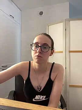 Chat XXX en directo de MartiniiSelenna