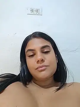 AntonellaShot's Live XXX Chat