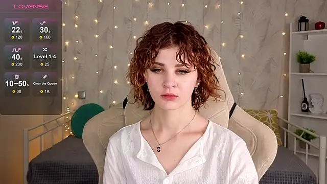 Kira__Fluffy's Live XXX Chat