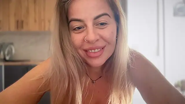 Lisorine's Live XXX Chat