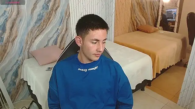 Andres_TayのライブXXXチャット