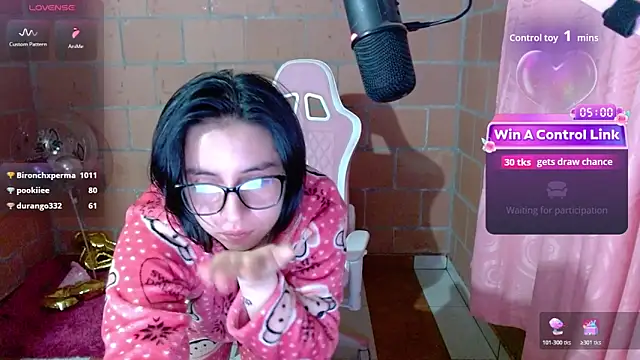 دردشة Maggie_Fox3 الجنسية المباشرة