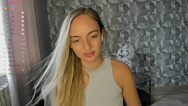 A_delina Chat XXX live
