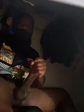 Mialeee89 XXX чат на живо