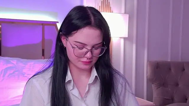 Chat +18 de CindyMil ao vivo