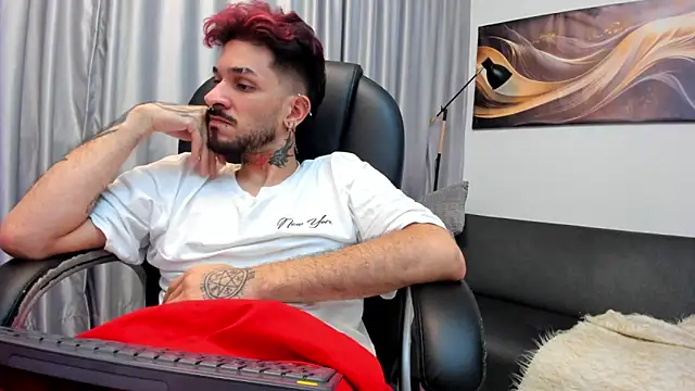 Chat +18 de Jonathan_Soto ao vivo
