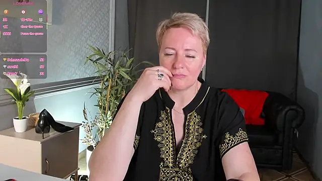 Nika_Smit – Naživo XXX chat