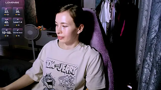 ZoyaMill's Live XXX Chat