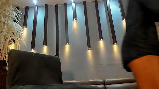 Czat XXX na żywo – SHAIRA_MENDEZ