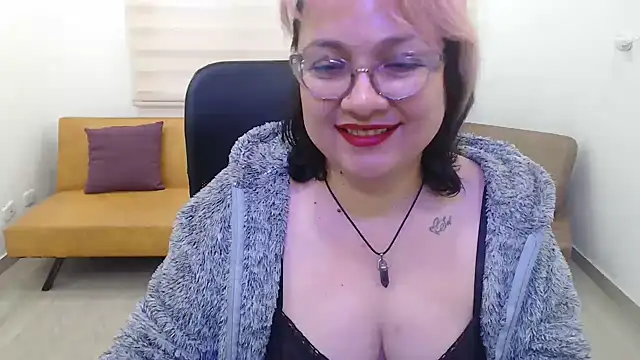 Chat XXX ao vivo de AnyaLuxx