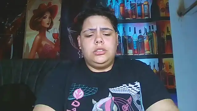 Hailey_Curvy Chat XXX in diretta