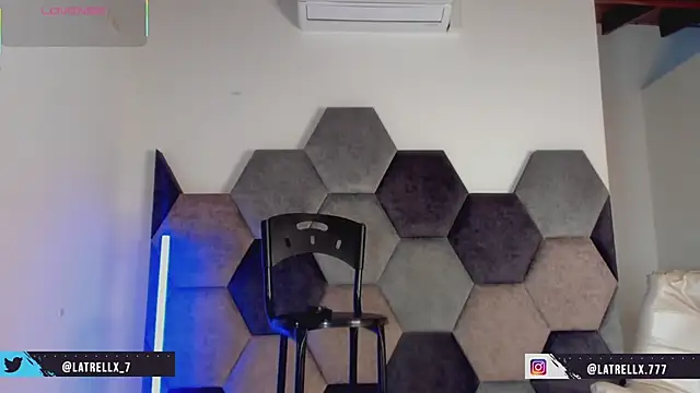 Chat +18 de Latrellx7 ao vivo