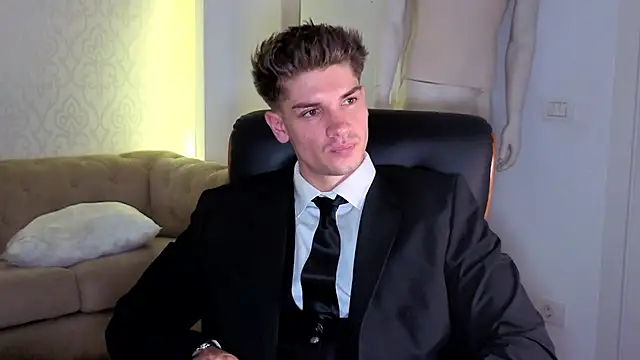 MaxKaiden 라이브 XXX 채팅