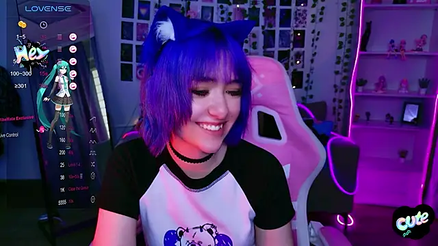 Chat +18 de Ketrin_Jones ao vivo