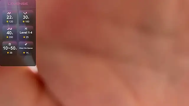 XXX chat uživo modela Hirtay
