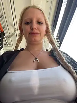 Czat XXX na żywo – Mila_NoRules