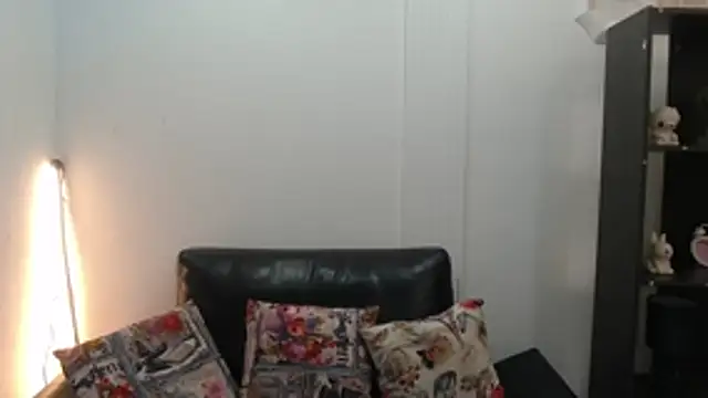 Chat +18 de Laura_Copers ao vivo