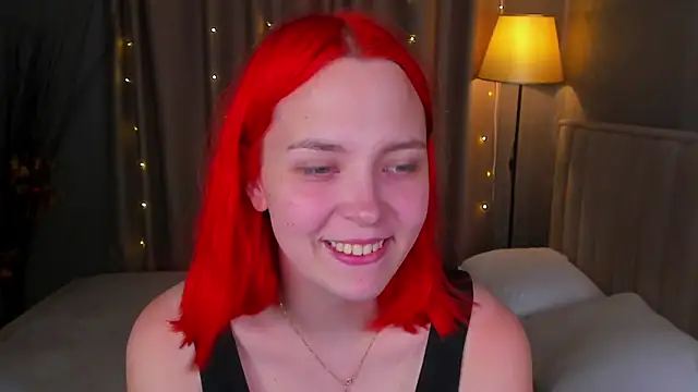 Chat +18 de Monica__Queen ao vivo