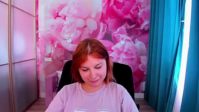 AngelinaLow's Live XXX Chat