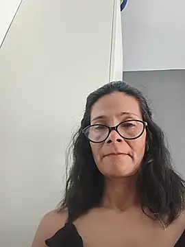 Czat XXX na żywo – Mari_lust