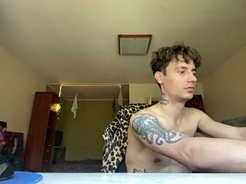 XXX chat uživo modela Mike_severi2