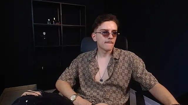 Chat XXX Live FelixStarkk
