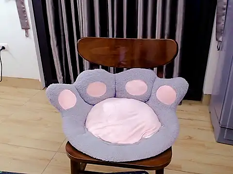 Živý XXX chat Maia_9999