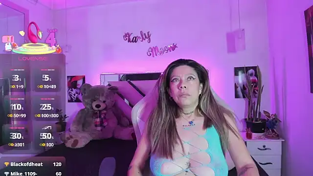 Karly_moon Adlı Modelin Canlı XXX Sohbeti