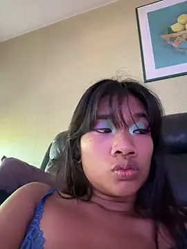 Chat +18 de CrazyBubble ao vivo