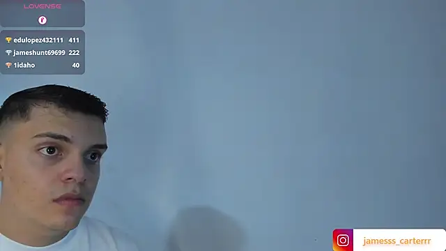 Chat +18 de james_carter1 ao vivo