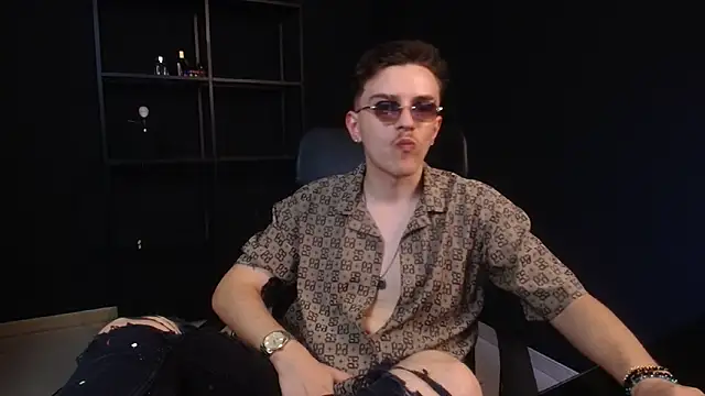 XXX chat uživo modela FelixStarkk