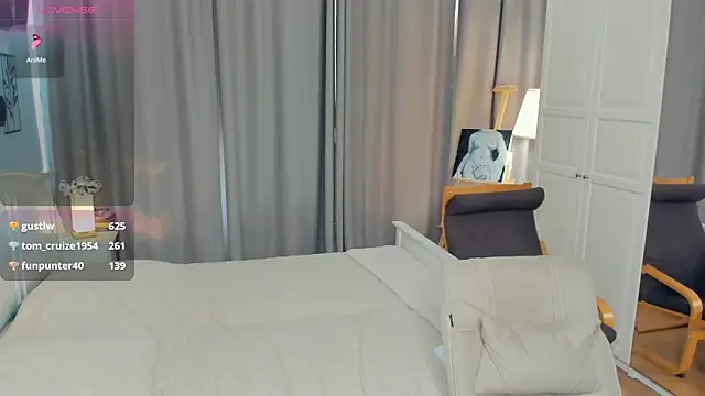 Chat +18 de LavenderMitten ao vivo
