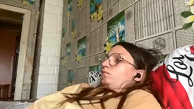 XXX chat uživo modela SparkleJebb