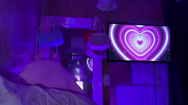 Skye_Moore – Naživo XXX chat