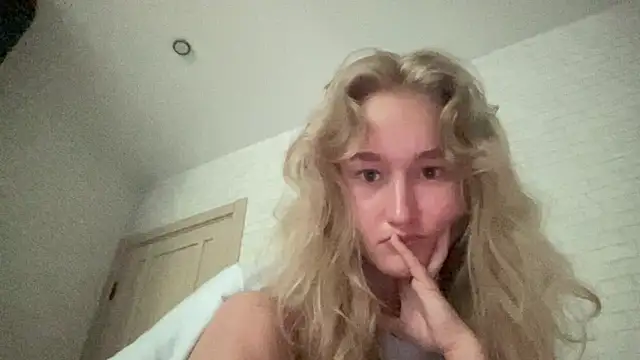 Chat +18 de MissMillyx ao vivo