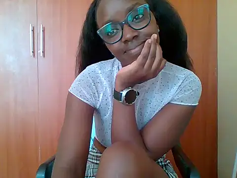 XXX chat uživo modela sexy_darleen23