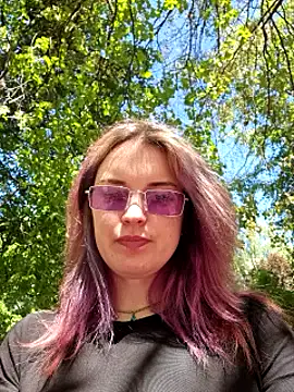 Chat +18 de LazyTanukii ao vivo