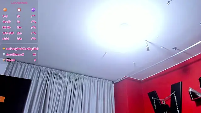 Almaazz's Live XXX Chat