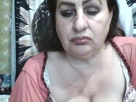 Chat +18 de LoaqLovew ao vivo