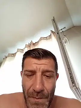 XXX chat uživo modela Alexdaniel89
