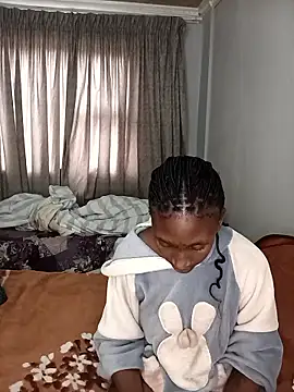 Chat XXX en directo de Littletee001
