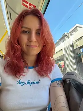 -Straycat-n Live XXX chat